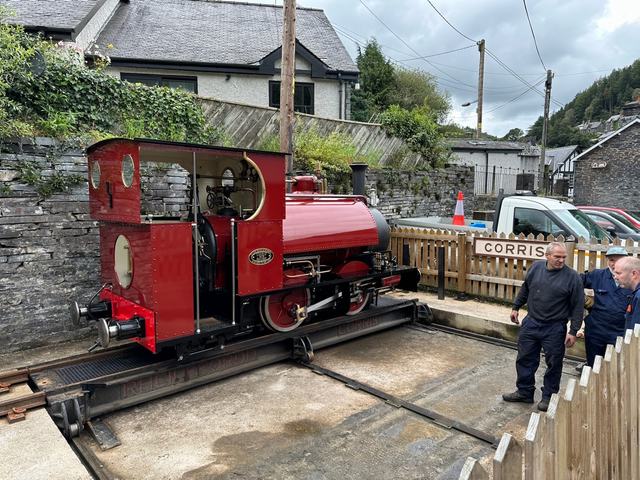 Once-at-Corris-No.-10-has-its-the-first-use-of-the-traverser-to-enable-it-to-be-repositioned-at-the-other-end-of-the-train-formation.-2106012558.jpeg