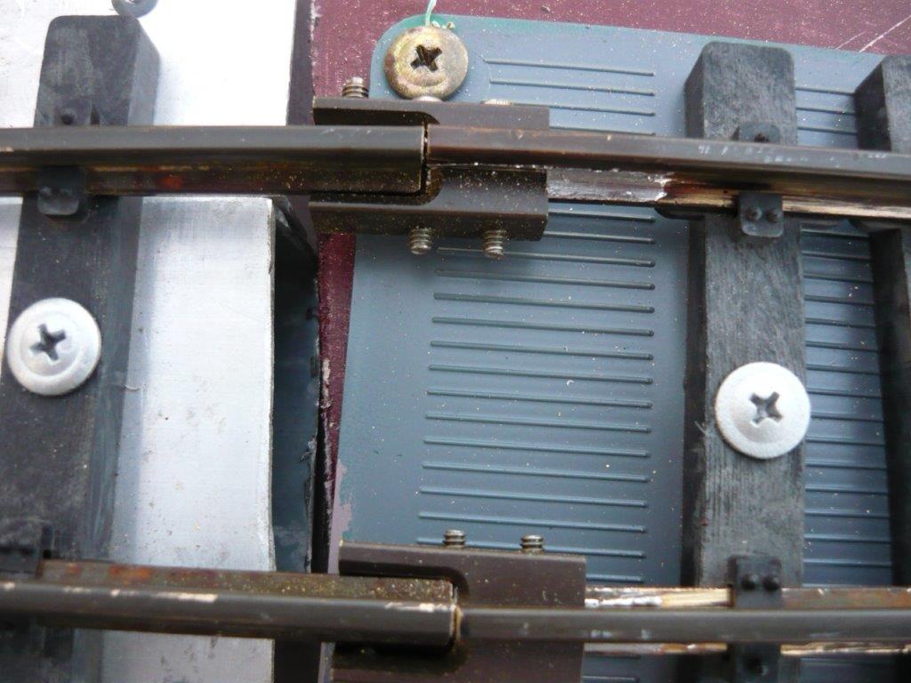 Hillmans clamps close up 1.jpg