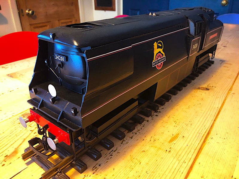 Love the curved sides on Bulleids. The Brighton-designed Standard 2-6-4T has them too, which I imagine isn’t a coincidence