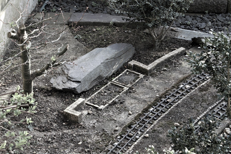 BRAMLEY BANK IN AUTUMN<br />Buildings and accesssories safely stowed for the winter.