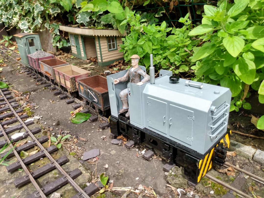 No 6 E.jpg