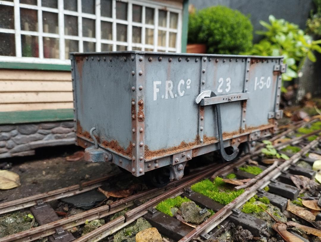 Iron coal wagon 6.jpg