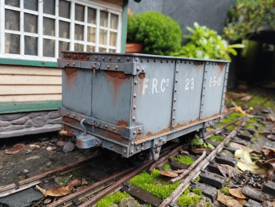Iron coal wagon 7.jpg