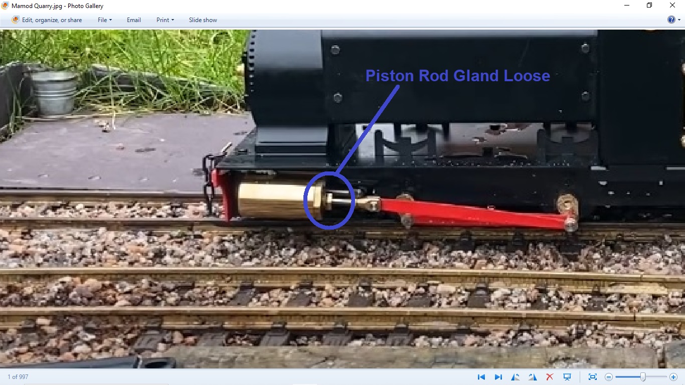 Mamod Quarry Piston Rod Gland Loose.jpg