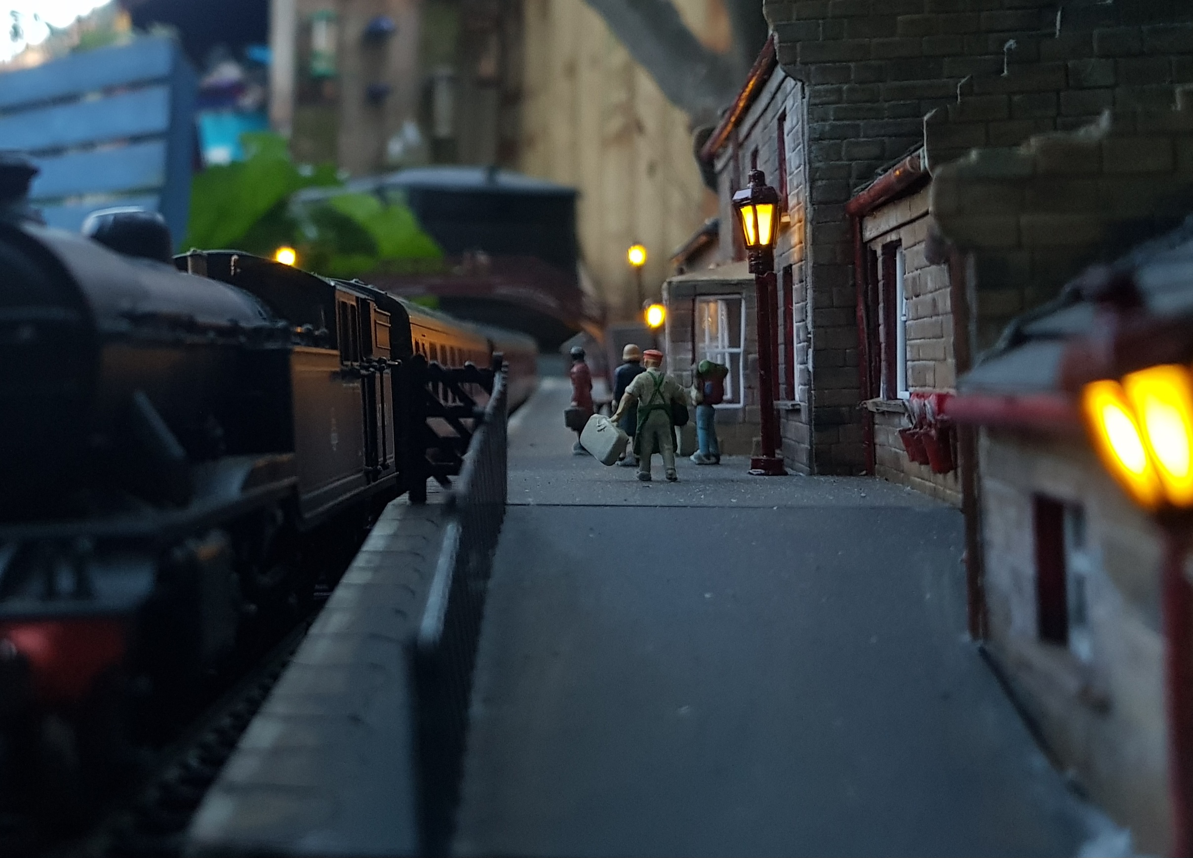 4 - Last train from Goatland.jpg