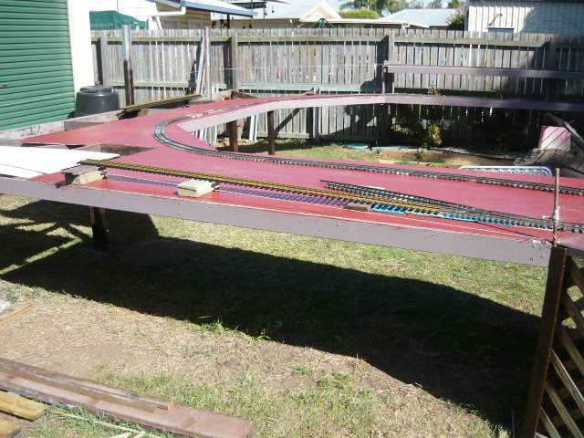 Lower Loop toward back fence.JPG