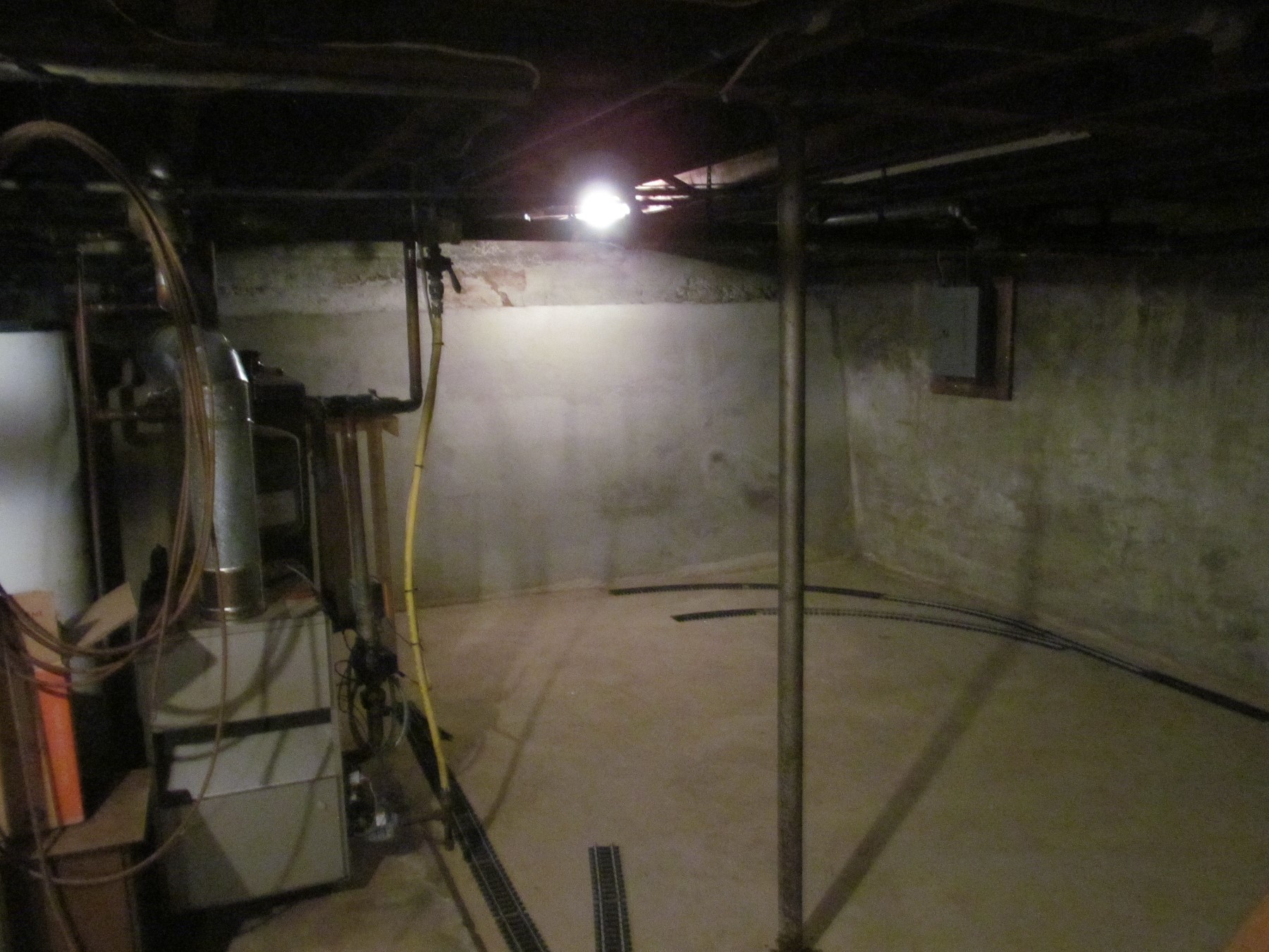 Looking into the void... this is the area into which the terminus leads from the back left hand corner of the shot.