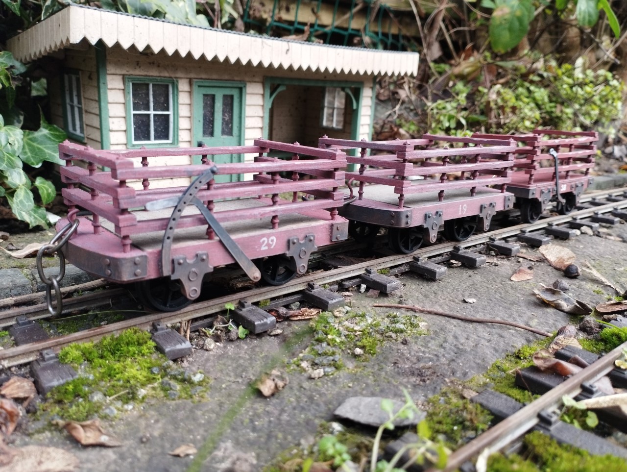 Slate wagons 1.jpg