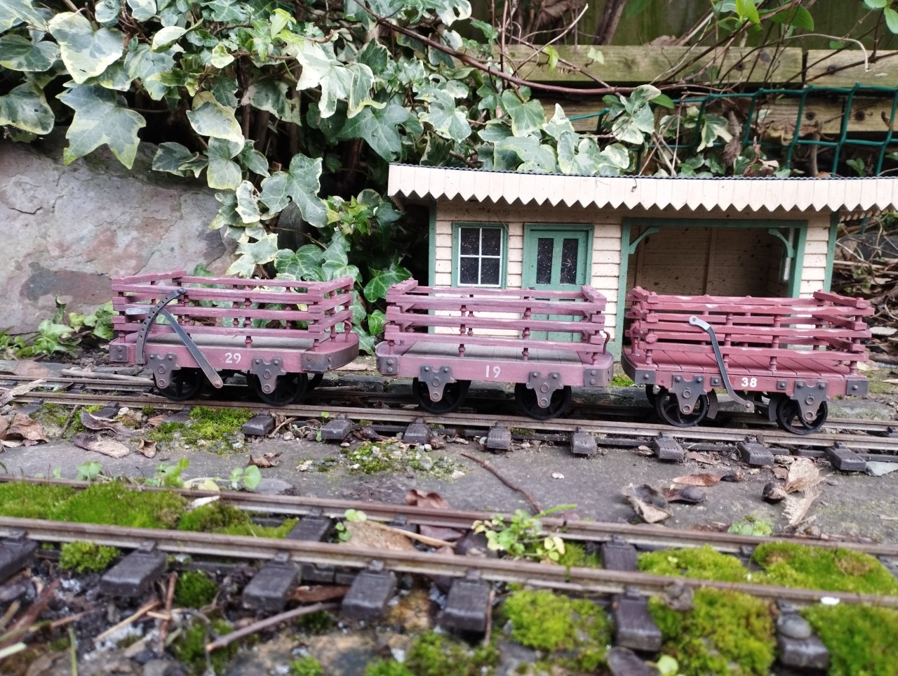 Slate wagons 3.jpg