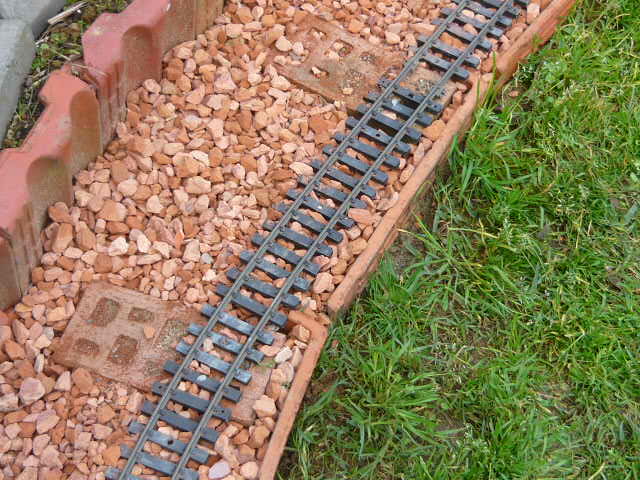Uphill Run Ballast Closeup..JPG