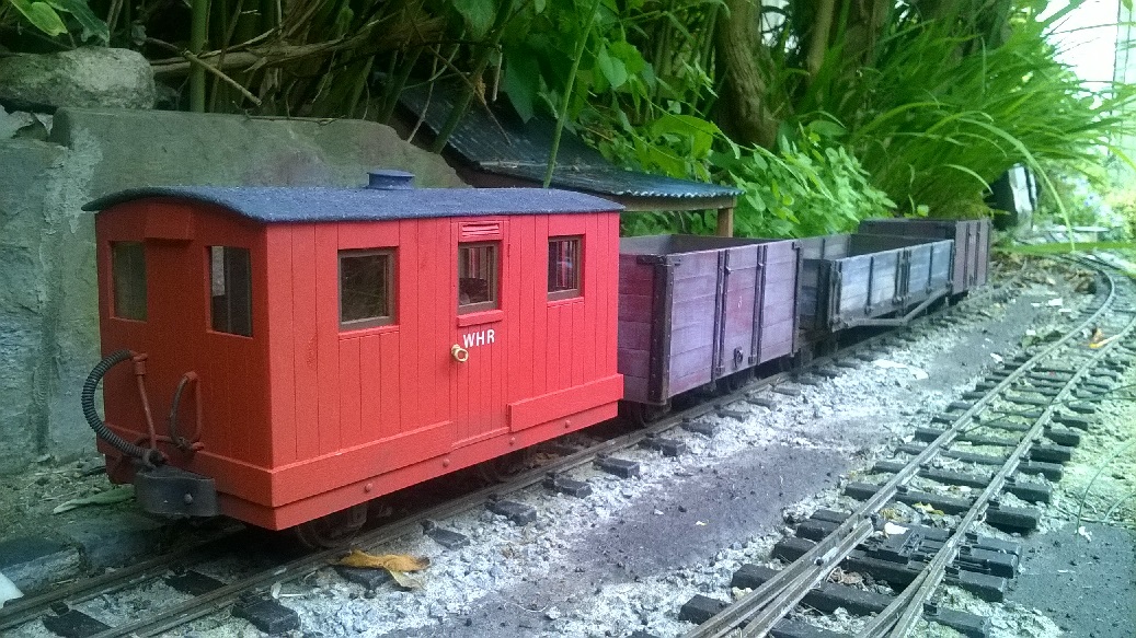 Wagons waiting 3.jpg