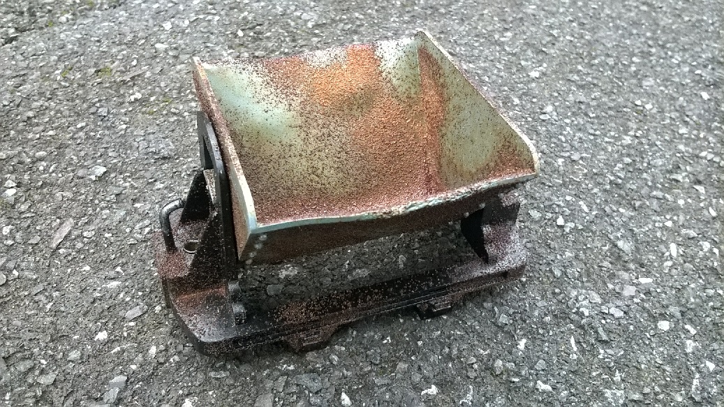 Rusty skip 1.jpg