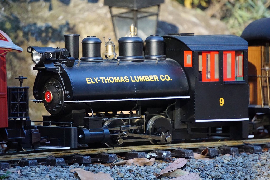 saddle tank resized.jpg