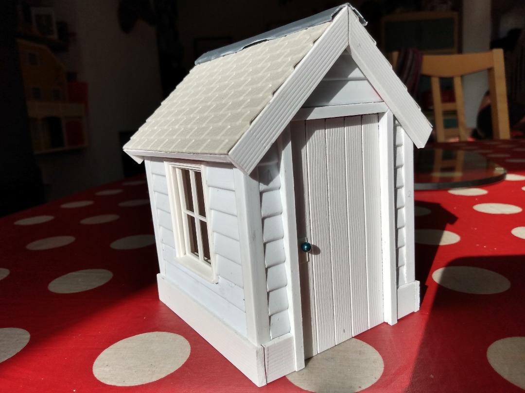 Hut 1.jpg